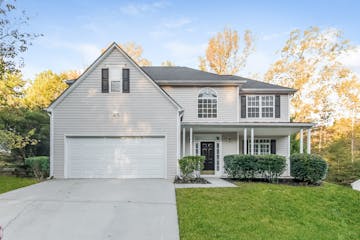 827 Shadow Lake Dr Lithonia, GA 30058